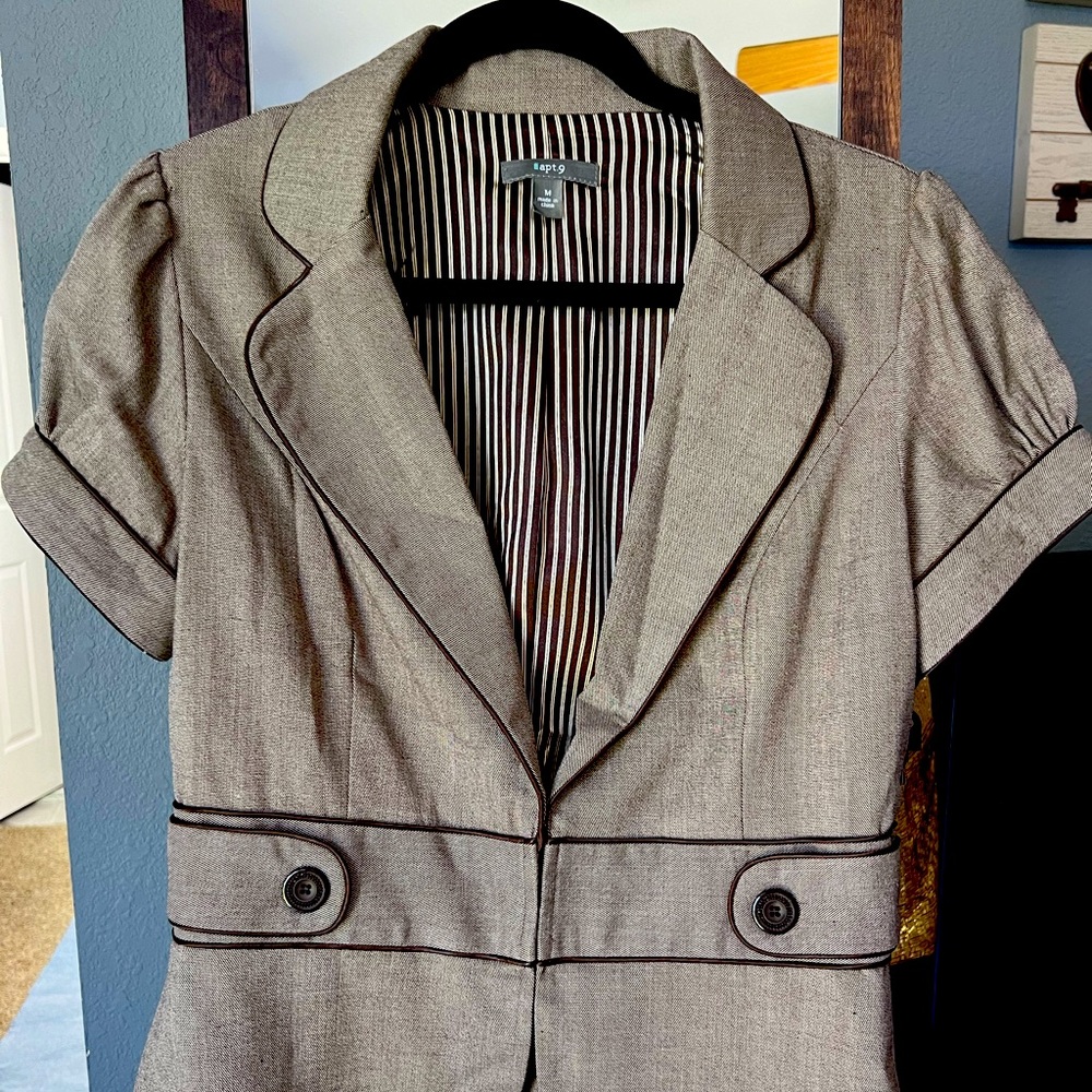 Apt 9 blazer